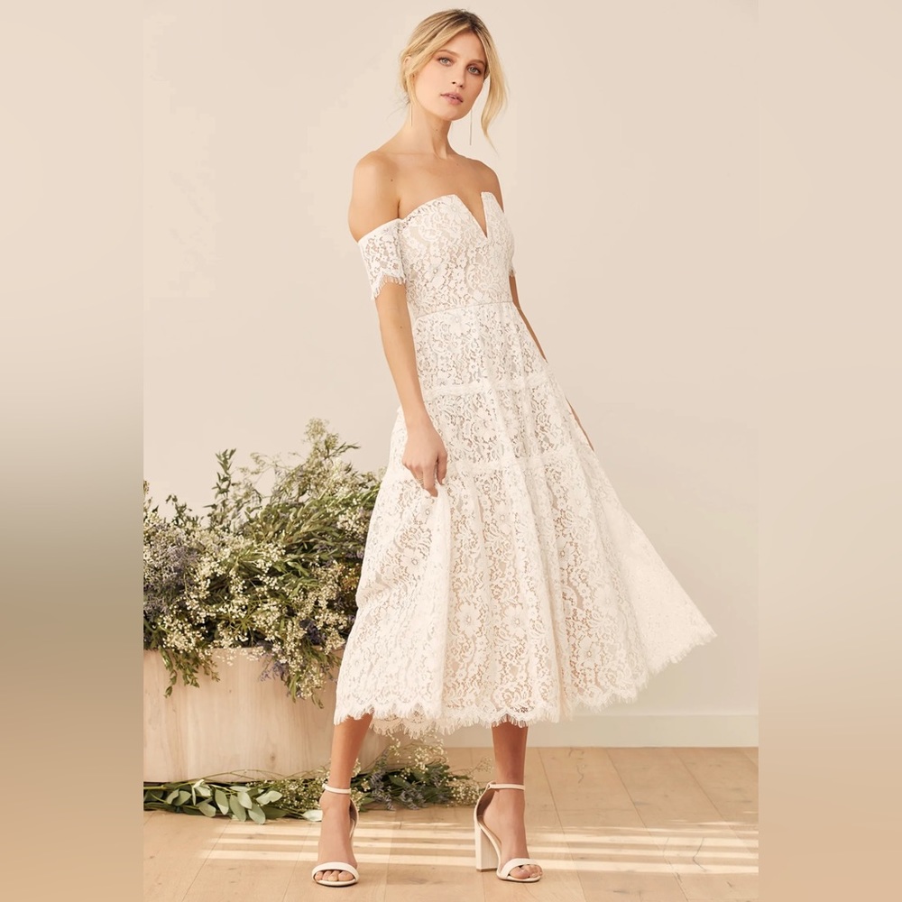Absolutely Stunning White Lace Off-the-Shoulder Midi Dress
